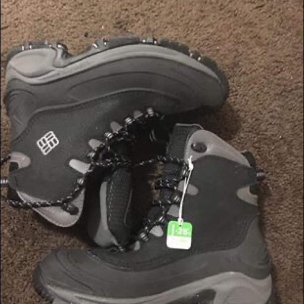 Wmns Columbia Boots size 8